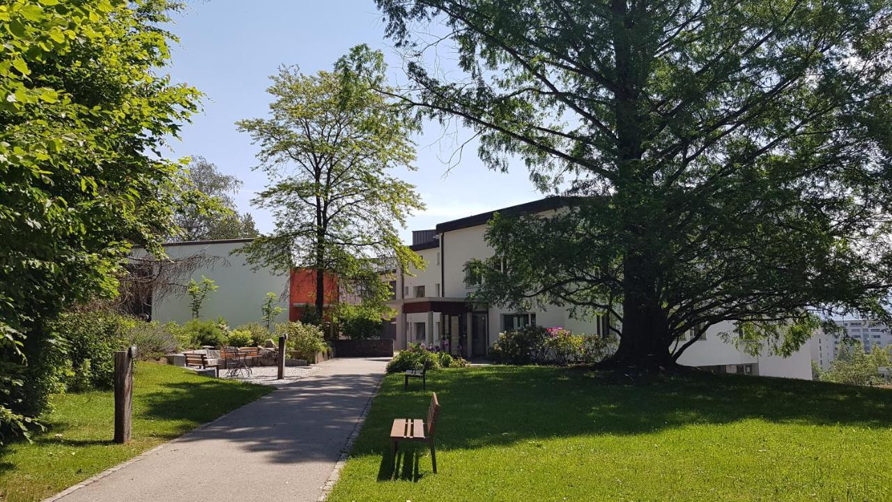 Le Domaine Hotel Villars-Sur-Glane ภายนอก รูปภาพ