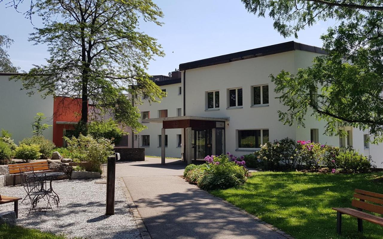 Le Domaine Hotel Villars-Sur-Glane ภายนอก รูปภาพ